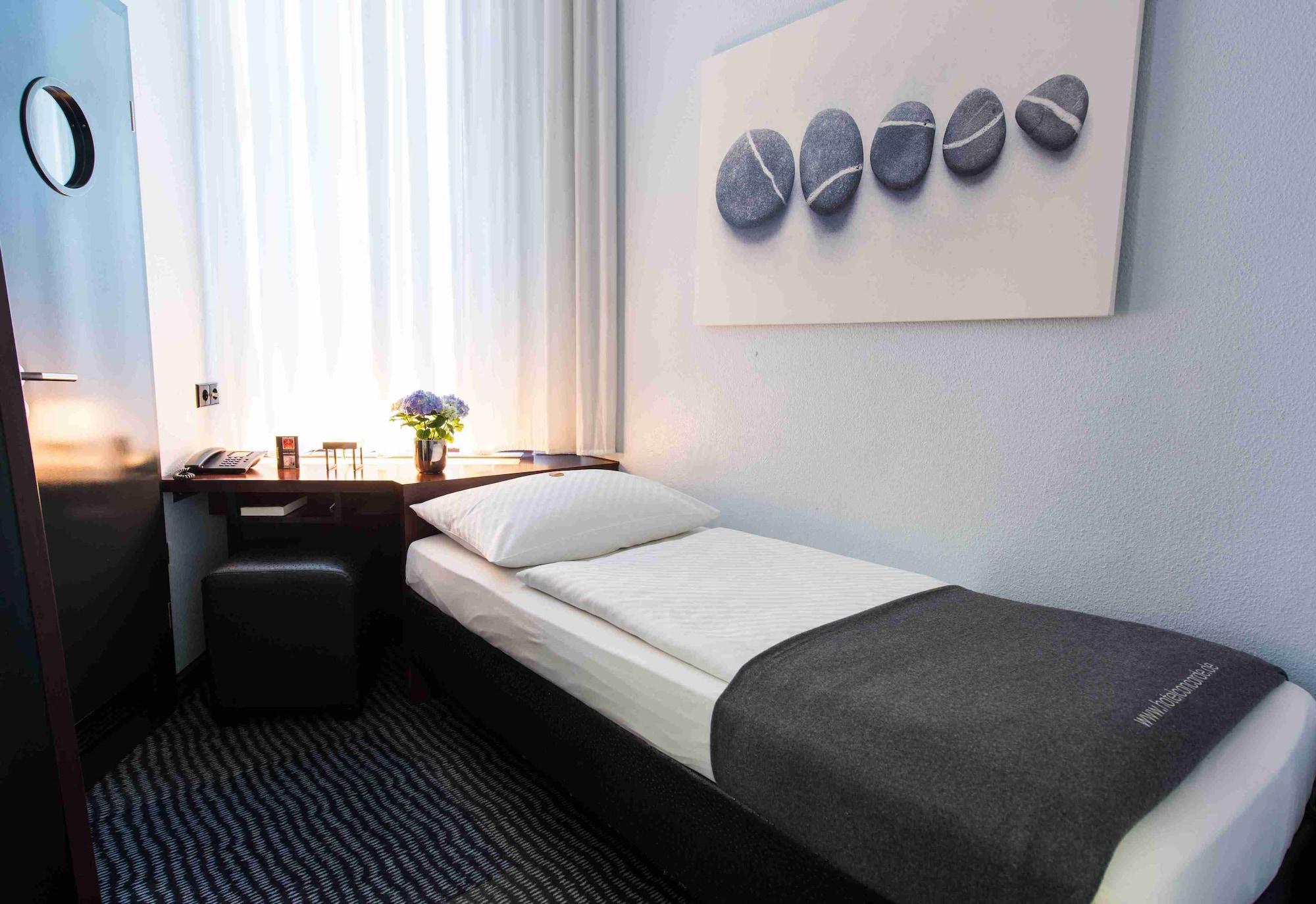 Concorde Hotel 4*